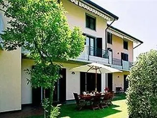 Ciliegio 住宿加早餐酒店 特里佐索达